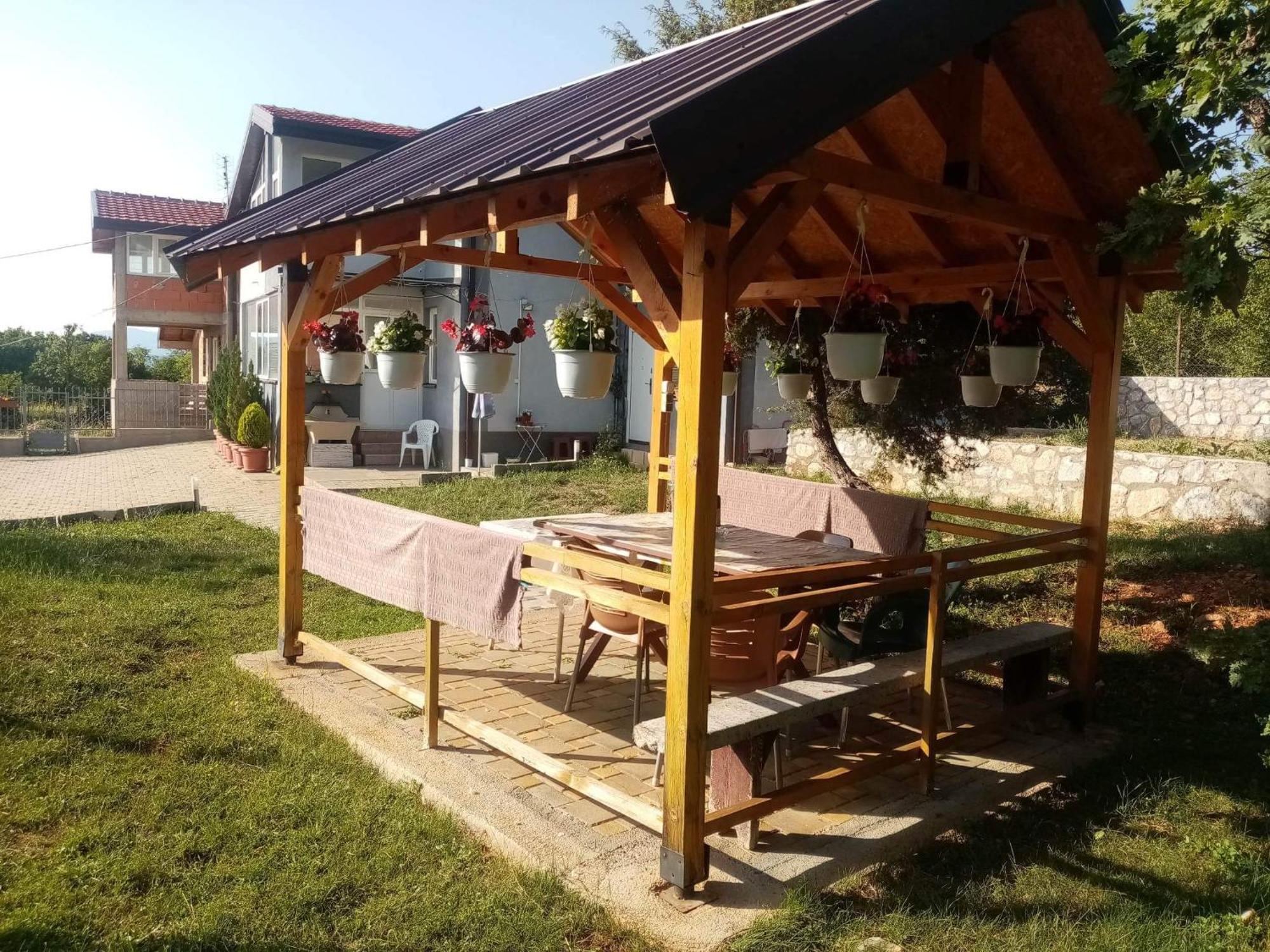 Villa & Apartments Petkoski 오흐리드 외부 사진